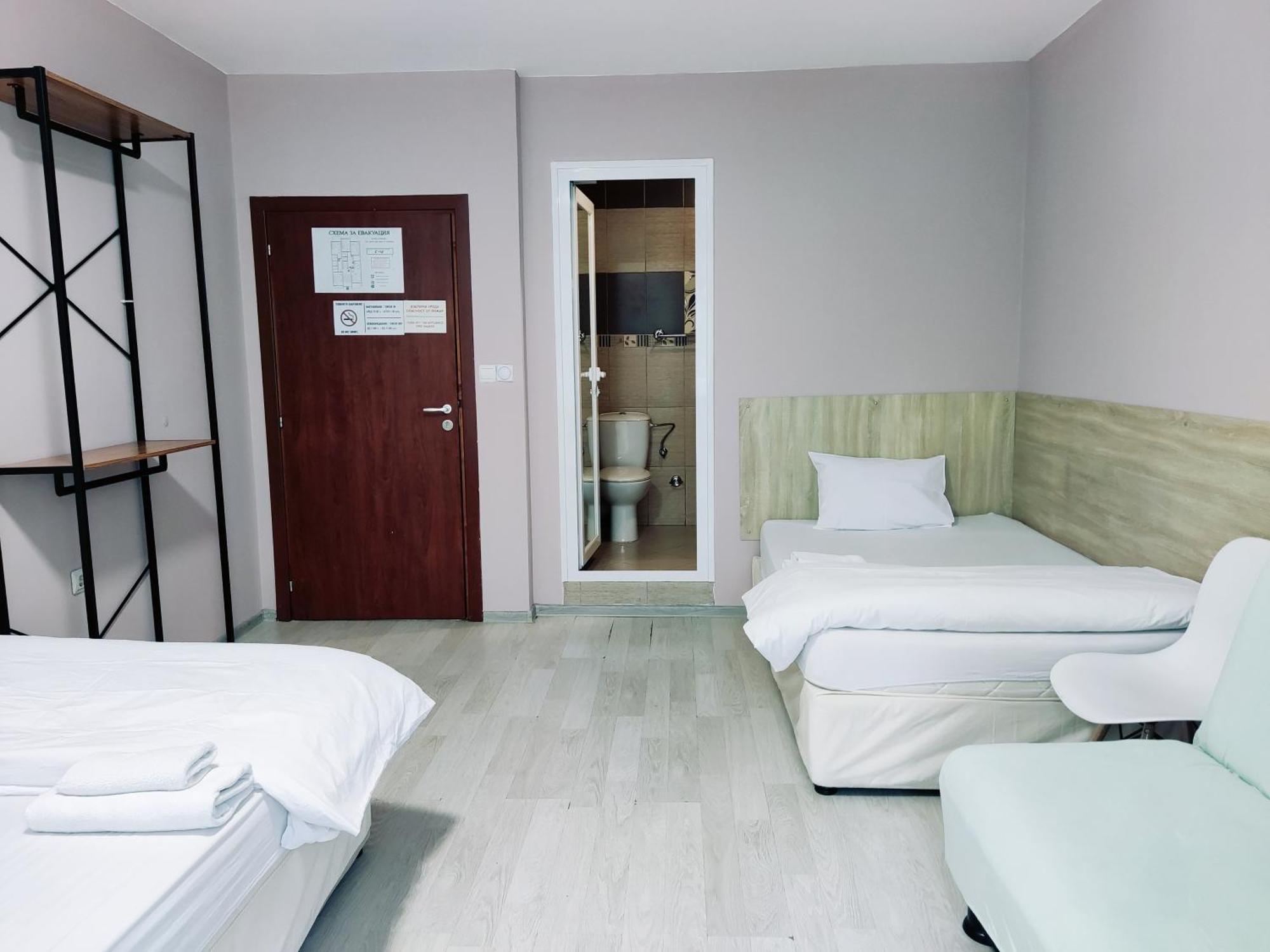 Pleven Rooms Экстерьер фото