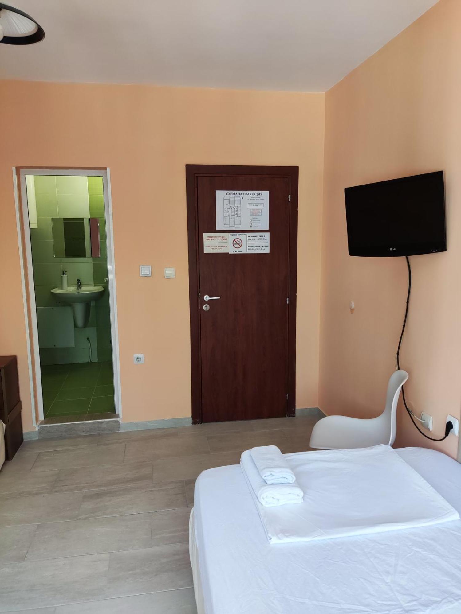 Pleven Rooms Экстерьер фото