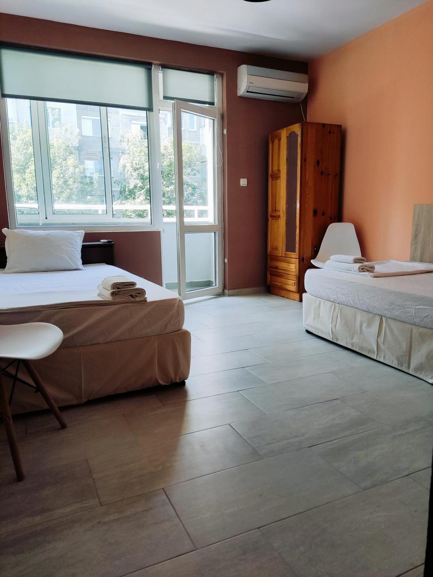 Pleven Rooms Экстерьер фото
